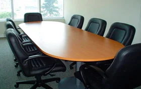 Mesa Reunión Canela